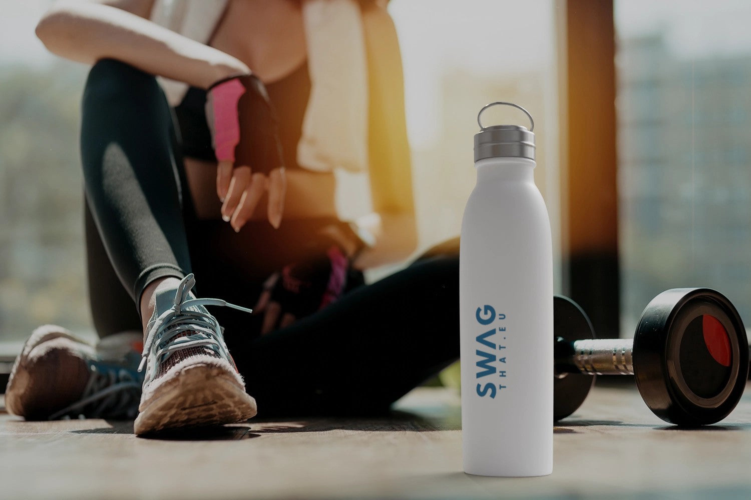 Harper 700 ml RCS certified stainless steel water bottle with metal loop
