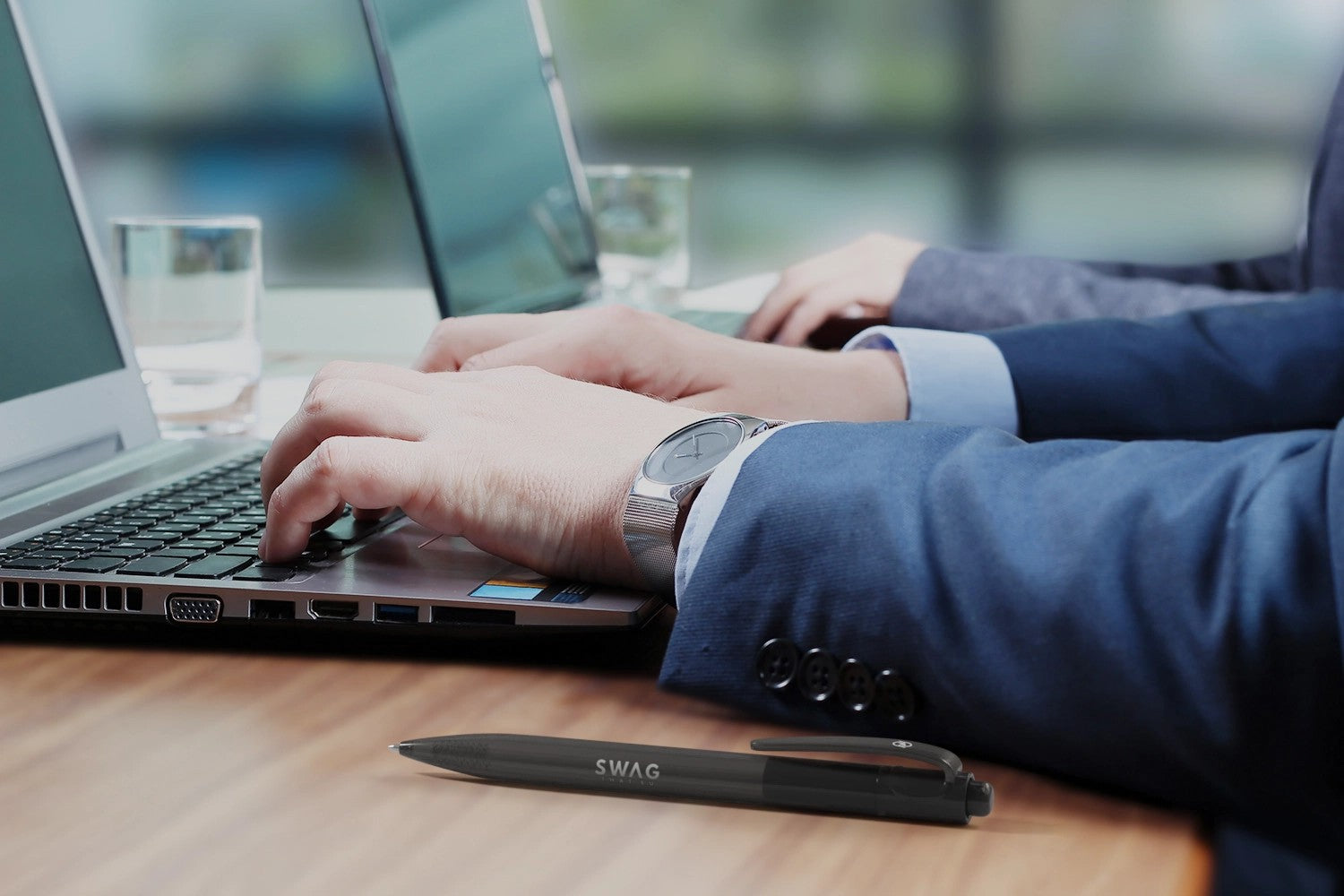 Kuličkové pero Thalaasa z plastu z oceánů