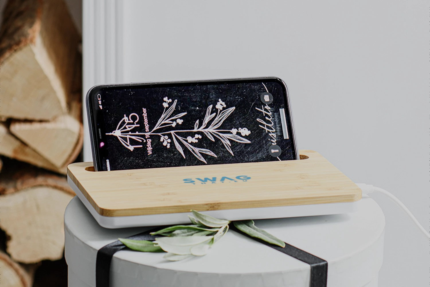 Medake 10W bamboo wireless charger
