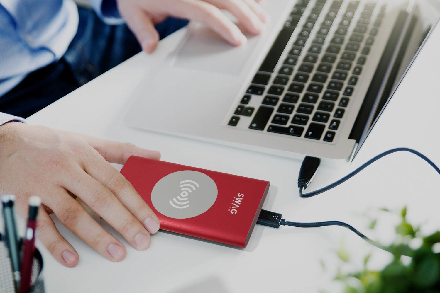 Juice 4000mAh wireless power bank